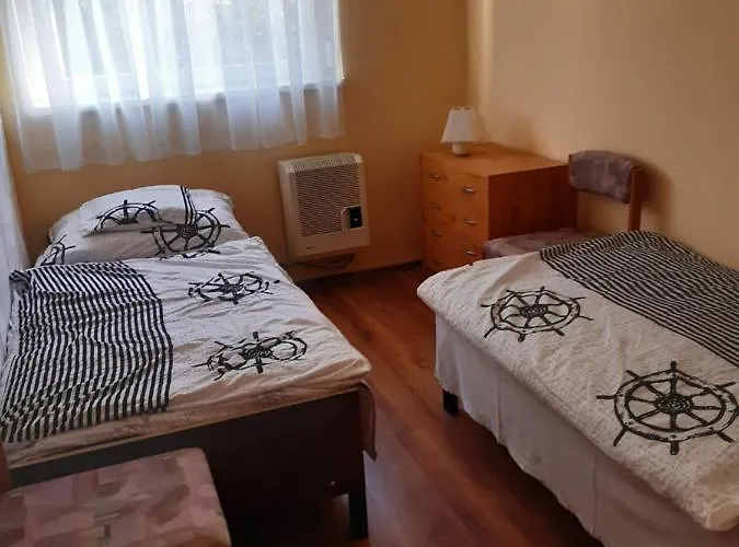 Tuja Vendeghaz דירה *